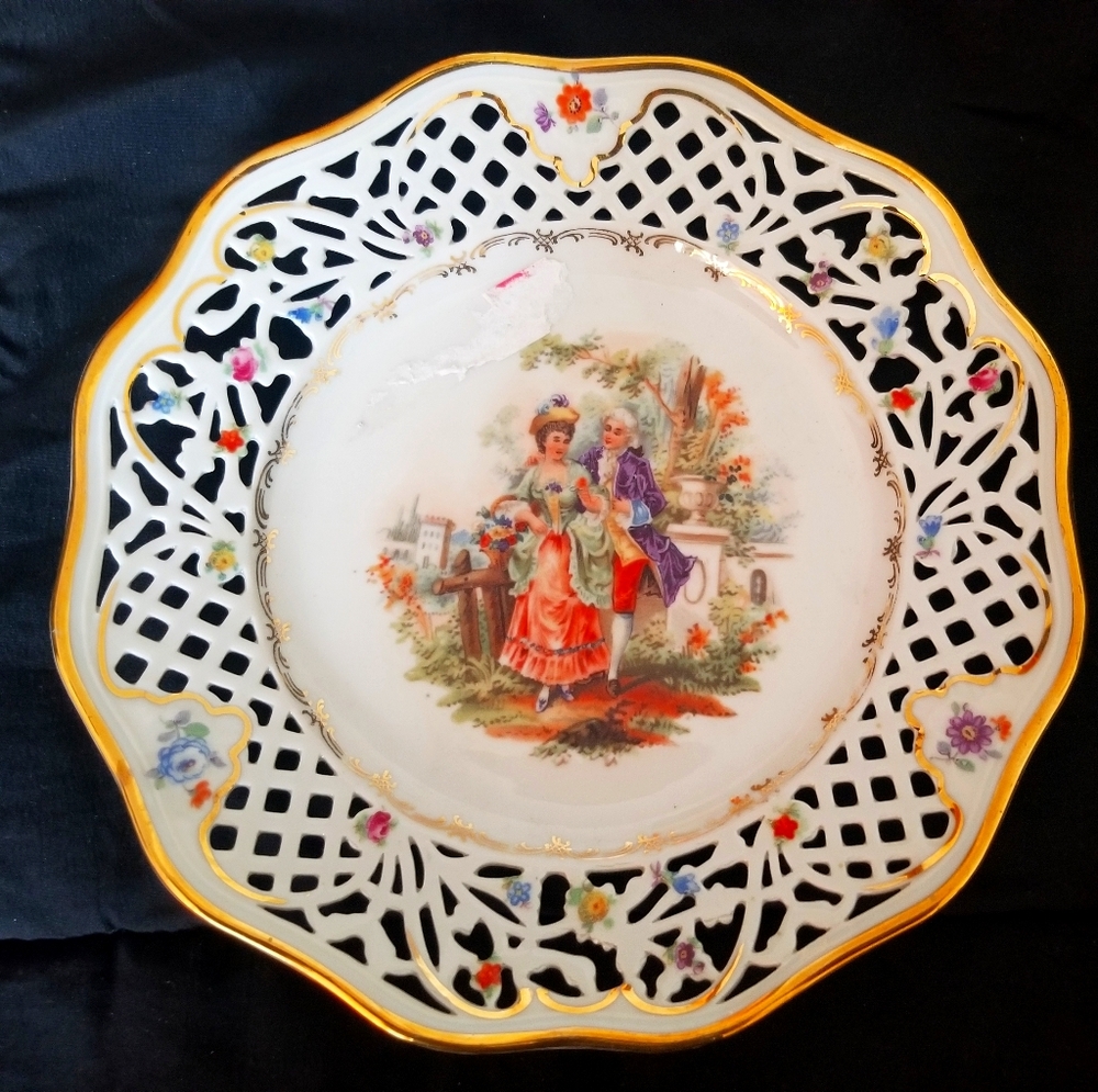 VINTAGE SHUMAN RETICULATED IN GERMANY US ZONE